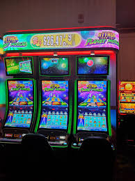 Spin to Win with the Moolah Slot Machine in WOW88